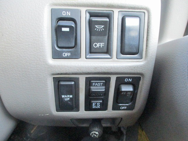 日野デュトロパッカー車（塵芥車）小型（2t・3t）[写真25]