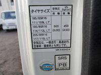 三菱ふそうキャンターアルミバン小型（2t・3t）[写真16]