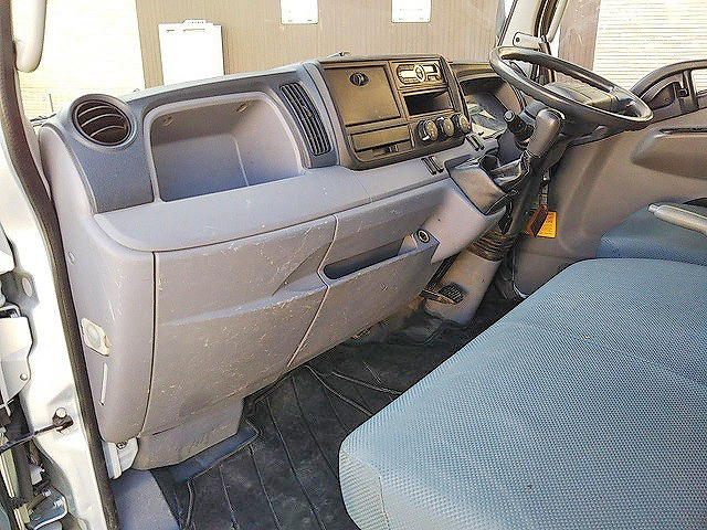 三菱ふそうキャンターダンプ小型（2t・3t）[写真34]