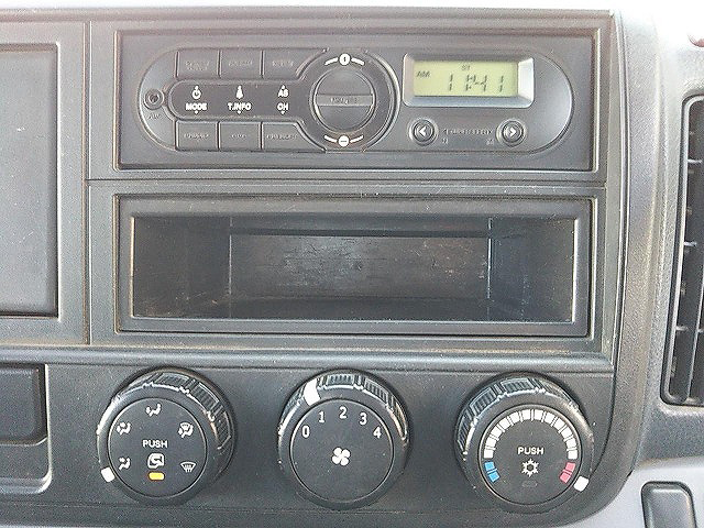 三菱ふそうキャンターダンプ小型（2t・3t）[写真37]