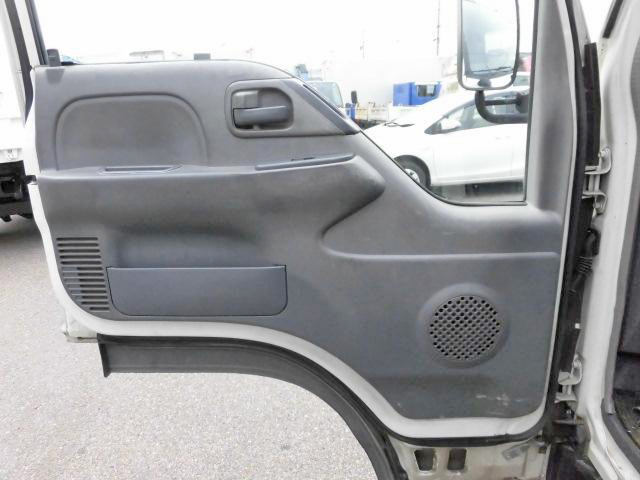 マツダタイタン幌ウイング小型（2t・3t）[写真17]