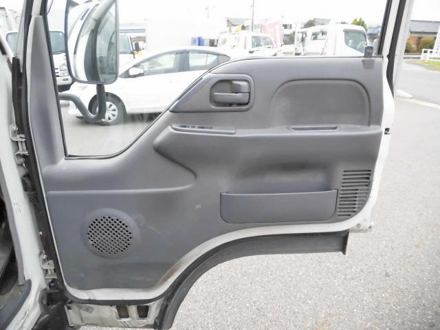 マツダタイタン幌ウイング小型（2t・3t）[写真18]