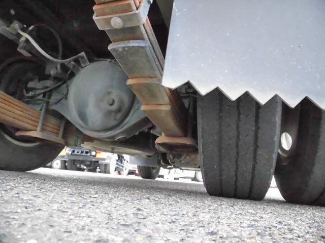 マツダタイタン幌ウイング小型（2t・3t）[写真33]