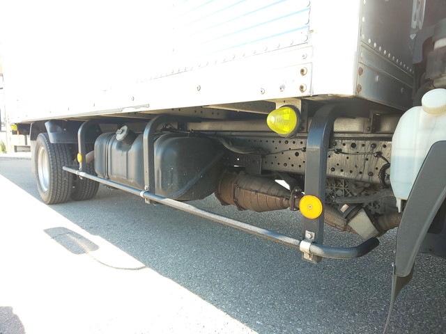 いすゞエルフアルミバン小型（2t・3t）[写真16]