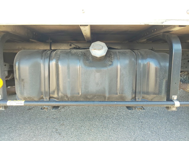 いすゞエルフアルミバン小型（2t・3t）[写真18]