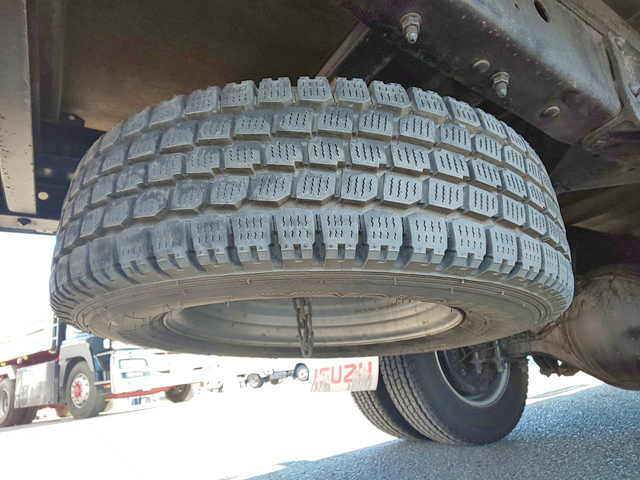 いすゞエルフアルミバン小型（2t・3t）[写真19]