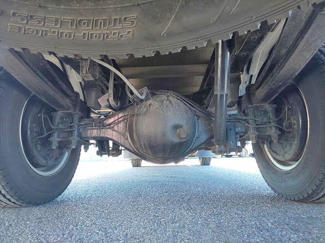 いすゞエルフアルミバン小型（2t・3t）[写真21]