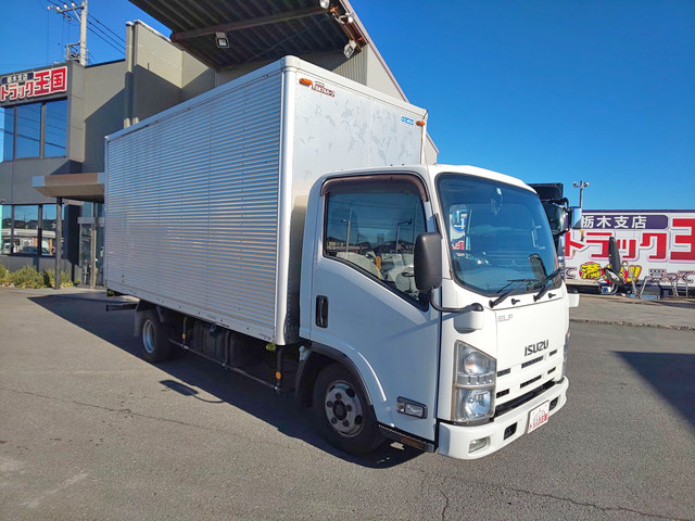 いすゞエルフアルミバン小型（2t・3t）[写真03]