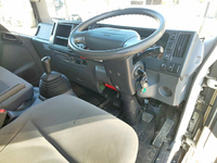 いすゞエルフアルミバン小型（2t・3t）[写真30]