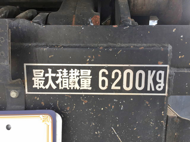 いすゞフォワードヒアブ付コンテナ専用車増トン（6t・8t）[写真18]