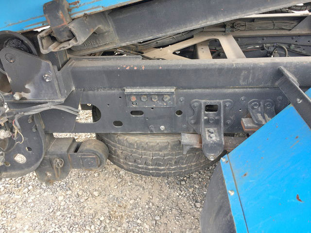 いすゞフォワードヒアブ付コンテナ専用車増トン（6t・8t）[写真20]