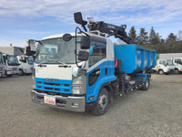 いすゞフォワードヒアブ付コンテナ専用車増トン（6t・8t）[写真03]