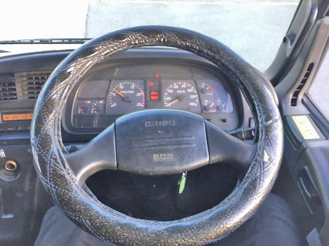 いすゞギガアルミブロック大型（10t）[写真25]