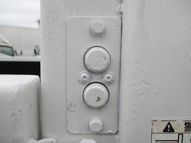 いすゞエルフ平ボディ小型（2t・3t）[写真15]