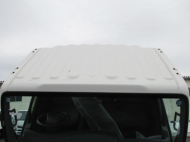 いすゞエルフ平ボディ小型（2t・3t）[写真16]