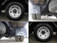 いすゞエルフ平ボディ小型（2t・3t）[写真20]