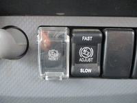 いすゞエルフ平ボディ小型（2t・3t）[写真27]