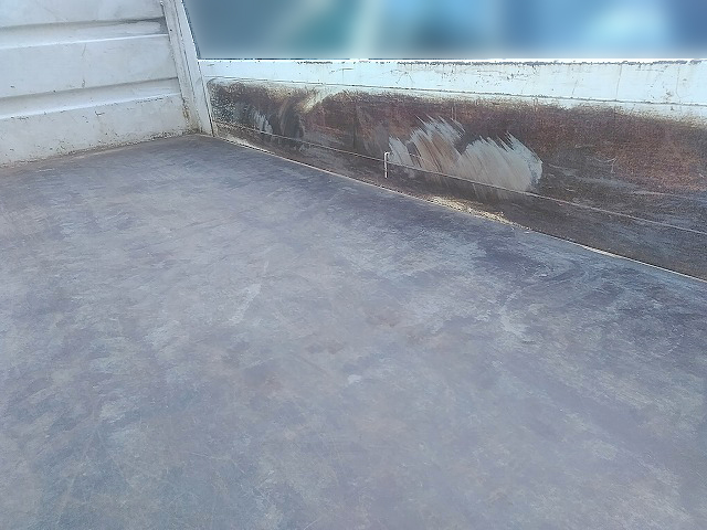 いすゞエルフダンプ小型（2t・3t）[写真09]