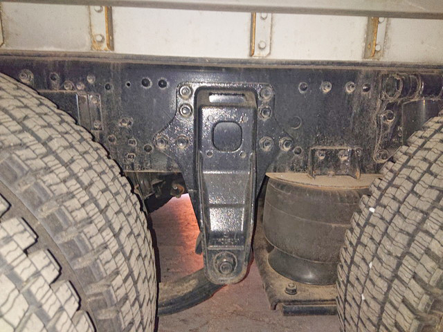 三菱ふそうスーパーグレートアルミウイング大型（10t）[写真15]