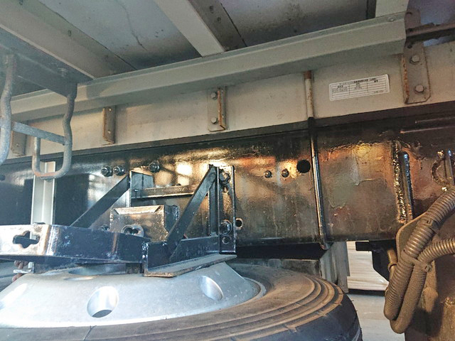 三菱ふそうスーパーグレートアルミウイング大型（10t）[写真17]