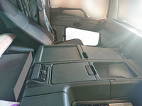 三菱ふそうスーパーグレートアルミウイング大型（10t）[写真26]