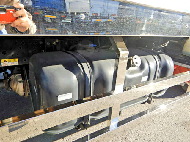 いすゞエルフパネルバン小型（2t・3t）[写真28]