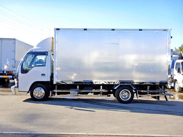 いすゞエルフパネルバン小型（2t・3t）[写真03]