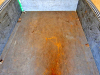 いすゞエルフパネルバン小型（2t・3t）[写真08]