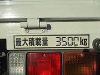 三菱ふそうキャンター幌ウイング小型（2t・3t）[写真17]