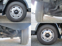 三菱ふそうキャンター幌ウイング小型（2t・3t）[写真19]