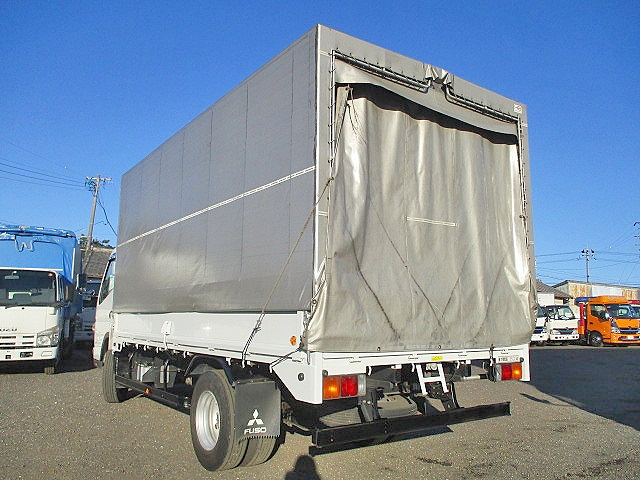 三菱ふそうキャンター幌ウイング小型（2t・3t）[写真02]
