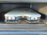 三菱ふそうキャンター幌ウイング小型（2t・3t）[写真26]