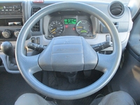 三菱ふそうキャンター幌ウイング小型（2t・3t）[写真28]