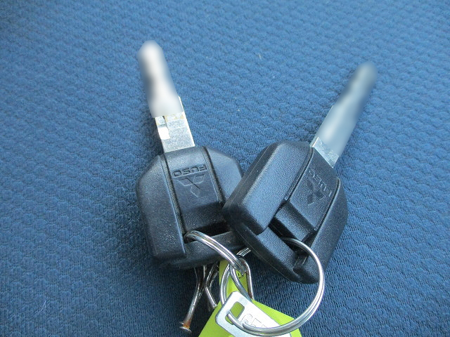 三菱ふそうキャンター幌ウイング小型（2t・3t）[写真30]