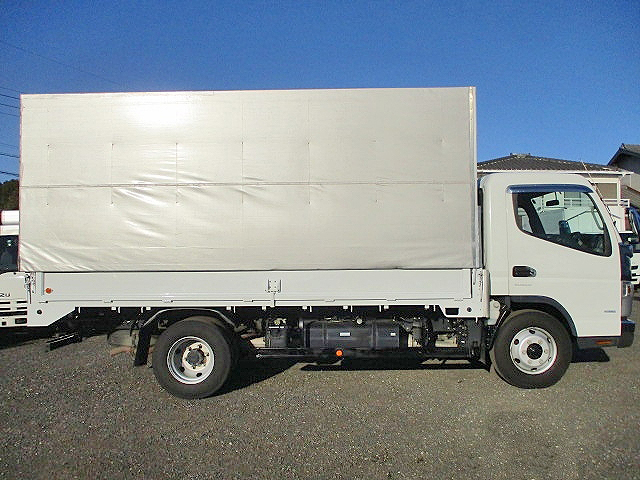 三菱ふそうキャンター幌ウイング小型（2t・3t）[写真07]