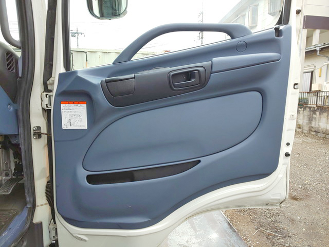 日野レンジャーセルフクレーン3段中型（4t）[写真27]