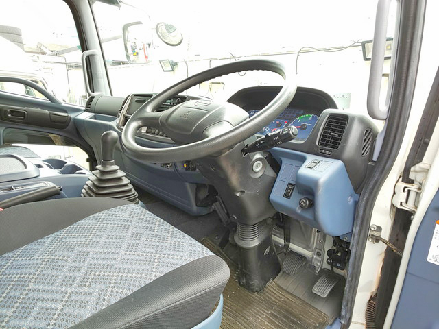 日野レンジャーセルフクレーン3段中型（4t）[写真33]