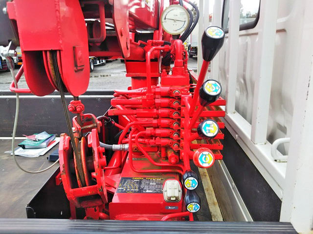 トヨタトヨエースクレーン付小型（2t・3t）[写真17]