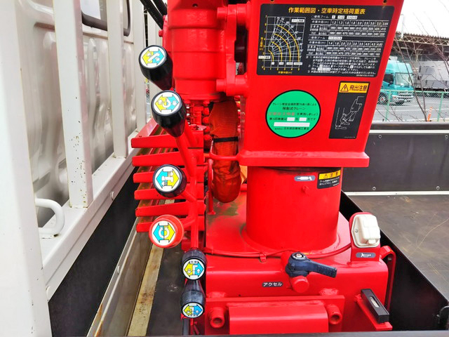 トヨタトヨエースクレーン付小型（2t・3t）[写真18]