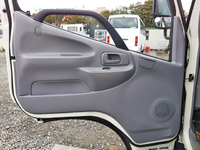 トヨタトヨエースクレーン付小型（2t・3t）[写真27]