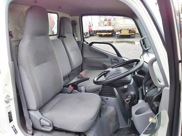 トヨタトヨエースクレーン付小型（2t・3t）[写真31]