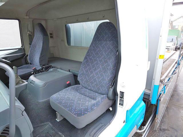 三菱ふそうファイターアルミウイング増トン（6t・8t）[写真34]