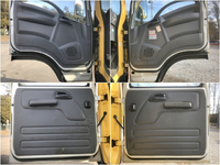 日野エルフダブルキャブ・クレーン付小型（2t・3t）[写真23]