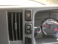 日野エルフダブルキャブ・クレーン付小型（2t・3t）[写真32]