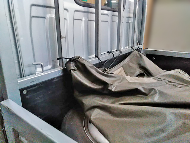 いすゞエルフ平ボディ小型（2t・3t）[写真07]