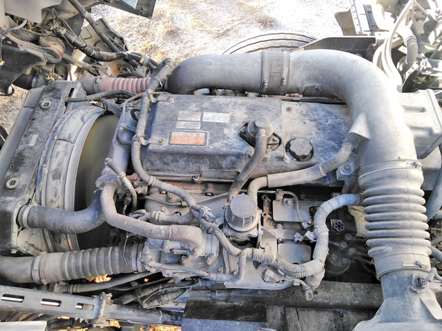 UDトラックスクオンダンプ大型（10t）[写真17]