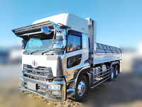 UDトラックスクオンダンプ大型（10t）[写真02]