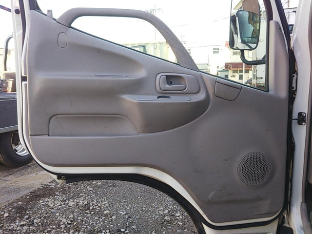 トヨタトヨエースダブルキャブ（Wキャブ）小型（2t・3t）[写真20]