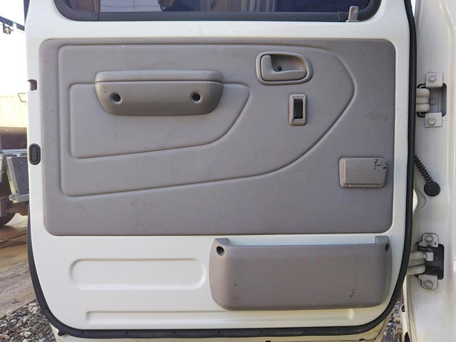 トヨタトヨエースダブルキャブ（Wキャブ）小型（2t・3t）[写真22]