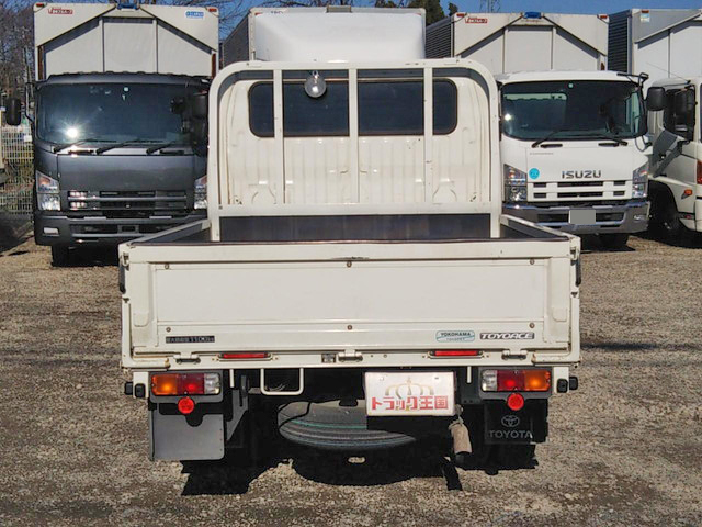 トヨタトヨエースダブルキャブ（Wキャブ）小型（2t・3t）[写真08]